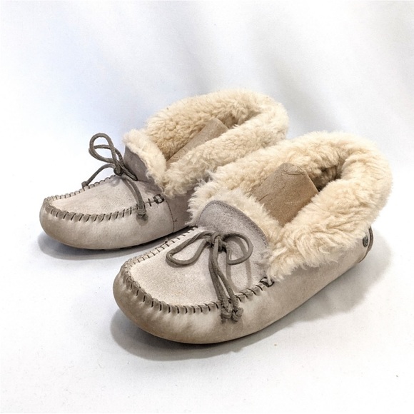 Ugg Alena Tall Moccasin Slippers With Rubber Soles - Size 6 Women's - Picture 9 of 9